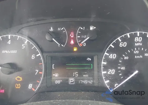 2014 Nissan Sentra S z USA, uszkodzony, nr VIN 3N1AB7AP3EY205038